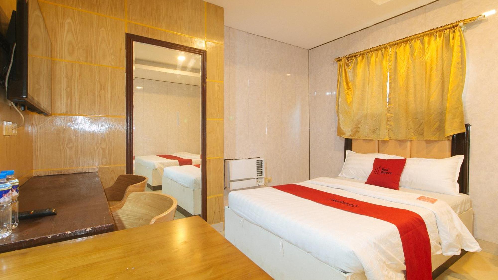 Reddoorz At Winter Hotel Araneta Bandar Quezon Luaran gambar